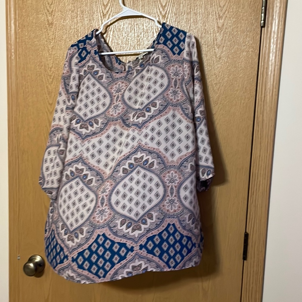 Blue & Pink Patterned Blouse (2xl)